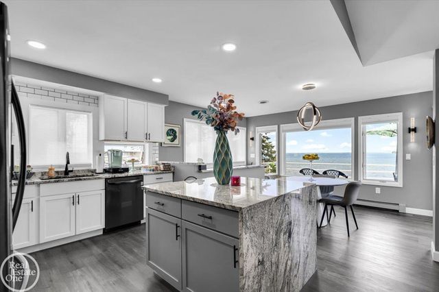 7860 Belle Brae Lane, Ira, MI 48023