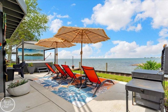 7860 Belle Brae Lane, Ira, MI 48023