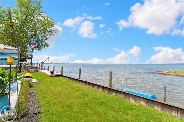 7860 Belle Brae Lane, Ira, MI 48023