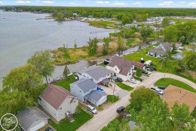 7860 Belle Brae Lane, Ira, MI 48023