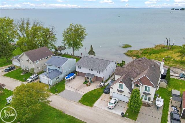 7860 Belle Brae Lane, Ira, MI 48023