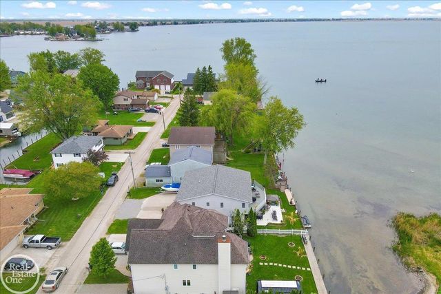 7860 Belle Brae Lane, Ira, MI 48023