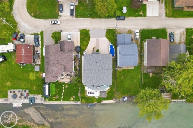 7860 Belle Brae Lane, Ira, MI 48023