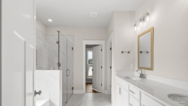 5888 Greenfield St, Pace, FL 32571