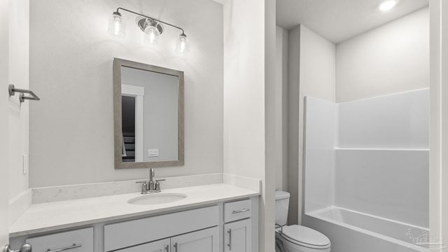 5888 Greenfield St, Pace, FL 32571