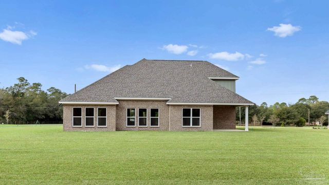 5888 Greenfield St, Pace, FL 32571