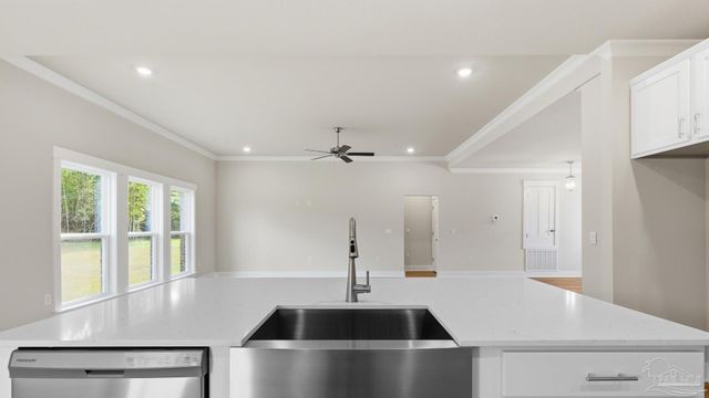 5888 Greenfield St, Pace, FL 32571