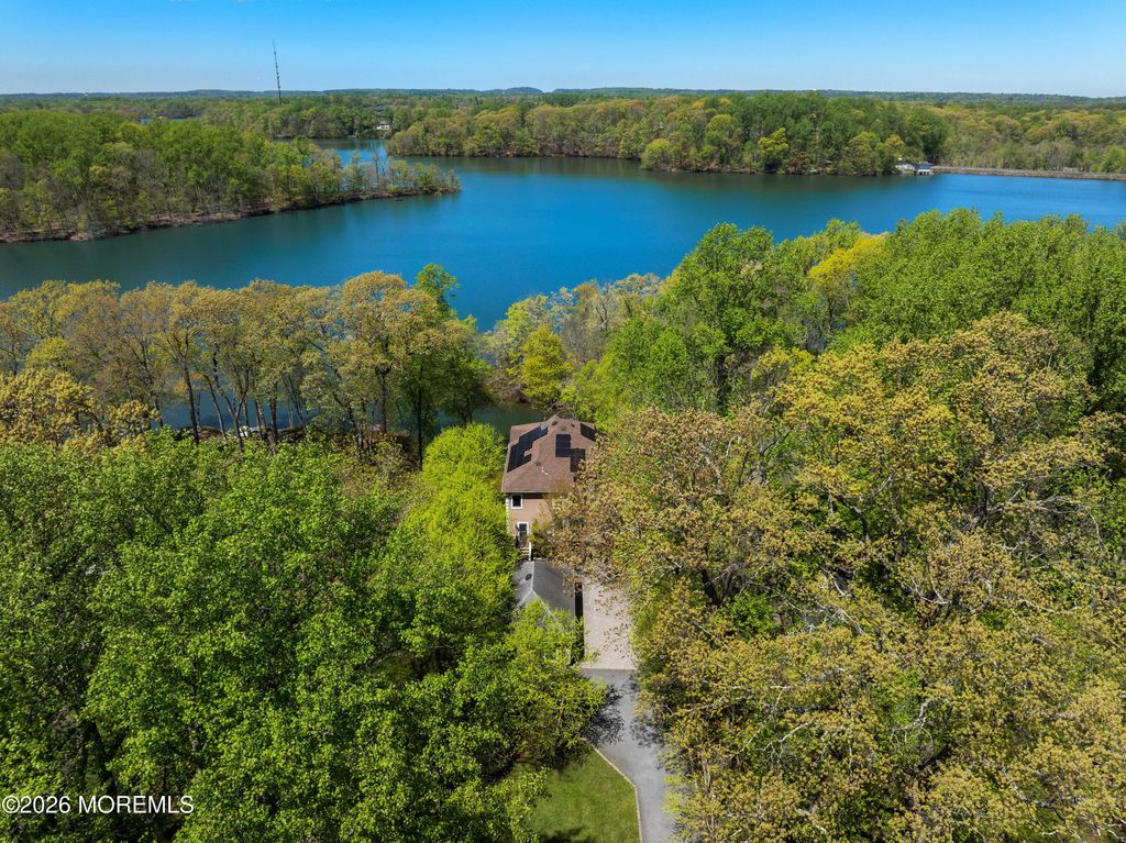 307 Lakeside Avenue, Colts Neck, NJ 07722