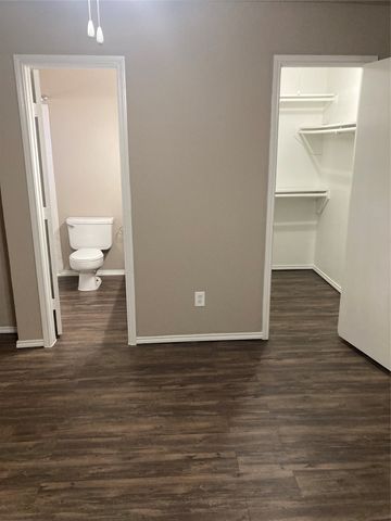 10613 Flamewood Drive, Fort Worth, TX 76140