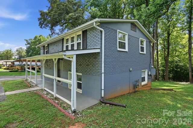 1120 Rita Avenue, Statesville, NC 28677