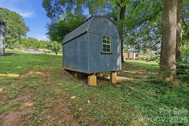 1120 Rita Avenue, Statesville, NC 28677