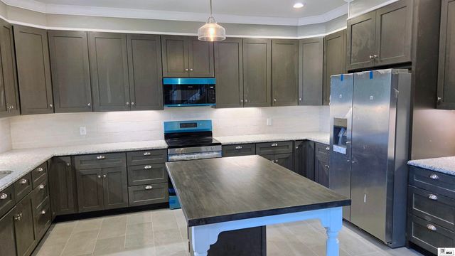 102 LAKE VILLAGE CIRCLE, West Monroe, LA 71291