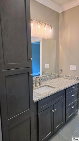 102 LAKE VILLAGE CIRCLE, West Monroe, LA 71291