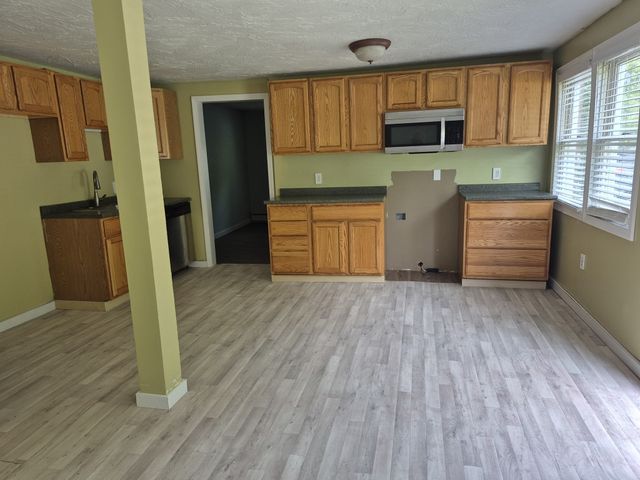 26 Fitchburg Road, Ashburnham, MA 01430
