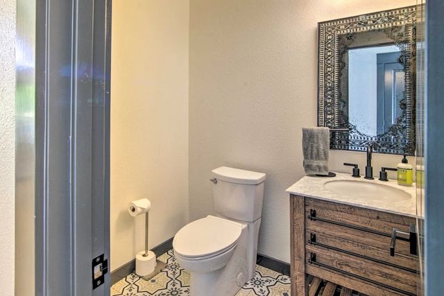 119 Hilltop Drive, Trinidad, TX 75163