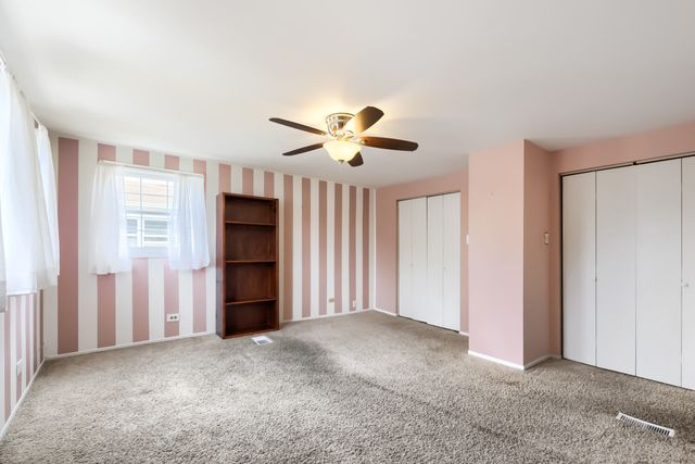 8060 S Kolmar Avenue, Chicago, IL 60652