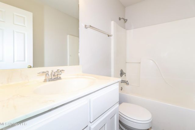 2419 Lasonya Lane, Horn Lake, MS 38637