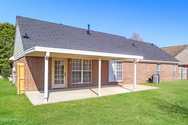 2419 Lasonya Lane, Horn Lake, MS 38637