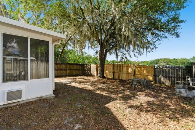 628 CAPE COD CIRCLE, Valrico, FL 33594