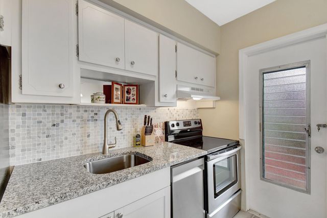2131 NE 42nd Court 107e, Lighthouse Point, FL 33064
