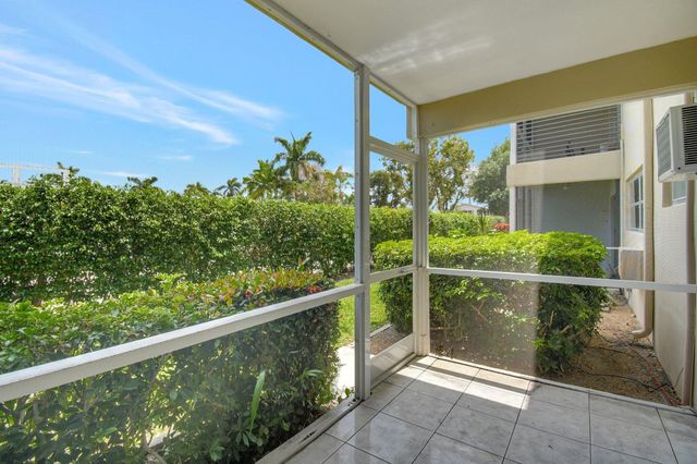 2131 NE 42nd Court 107e, Lighthouse Point, FL 33064