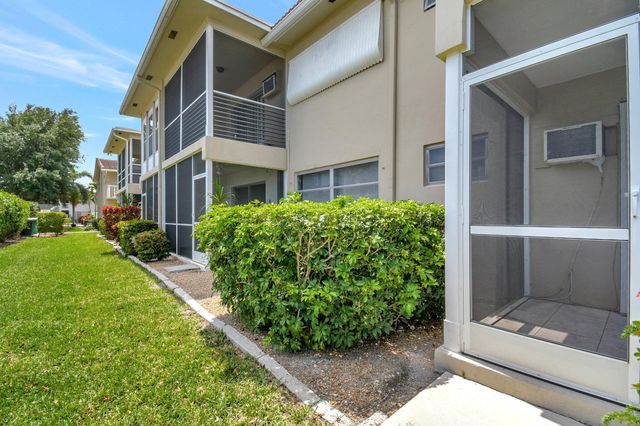 2131 NE 42nd Court 107e, Lighthouse Point, FL 33064