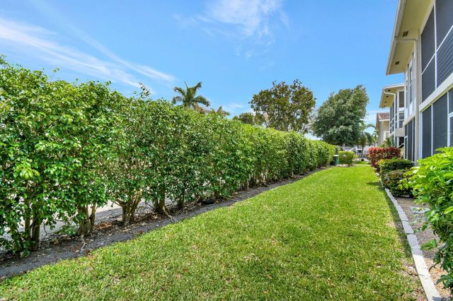 2131 NE 42nd Court 107e, Lighthouse Point, FL 33064