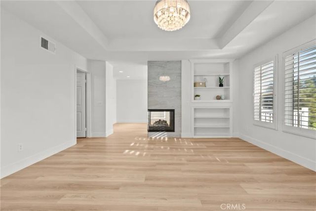 27605 Harwick, Valencia, CA 91354