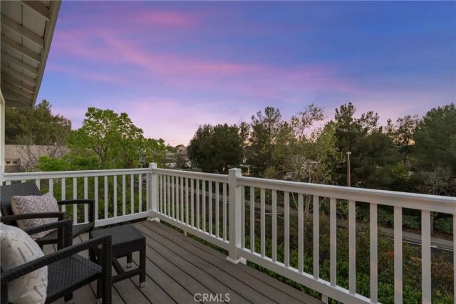 27605 Harwick, Valencia, CA 91354