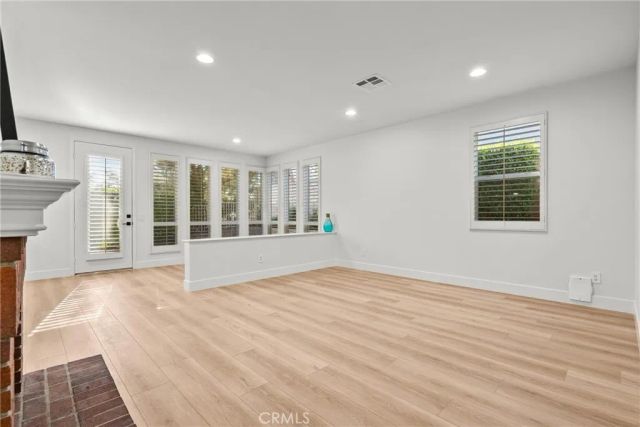 27605 Harwick, Valencia, CA 91354