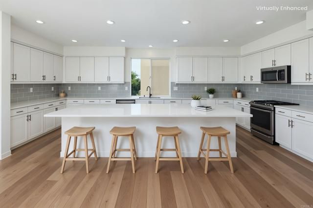 6140 Colt Place 104, Carlsbad, CA 92009