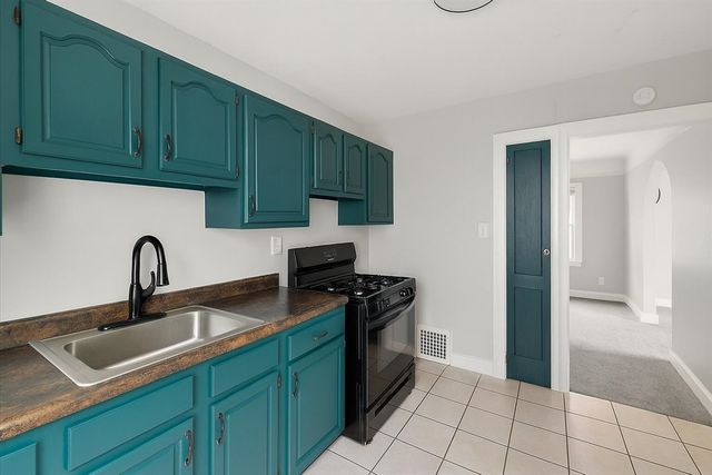 37 W Woodward Avenue, Ecorse, MI 48229