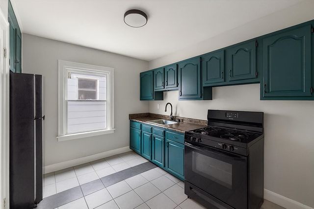 37 W Woodward Avenue, Ecorse, MI 48229