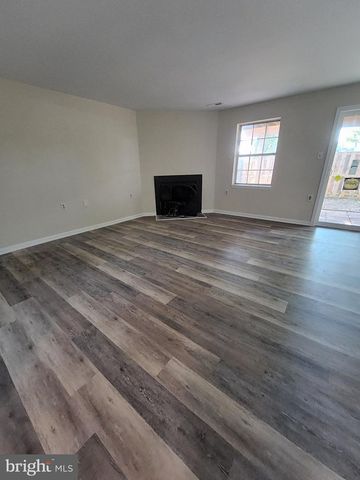10806 STONE HILL LN, Manassas, VA 20109