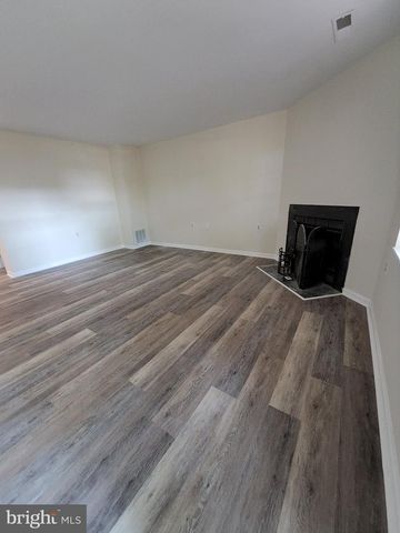 10806 STONE HILL LN, Manassas, VA 20109