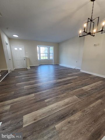 10806 STONE HILL LN, Manassas, VA 20109
