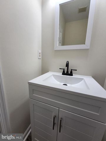 10806 STONE HILL LN, Manassas, VA 20109