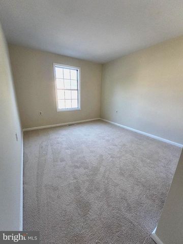 10806 STONE HILL LN, Manassas, VA 20109