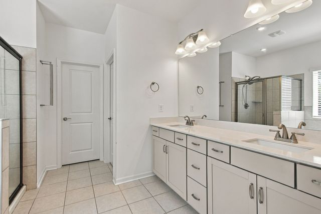 497 Buddy Dr, Columbia, TN 38401