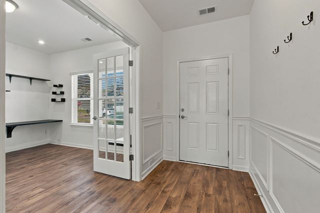 497 Buddy Dr, Columbia, TN 38401