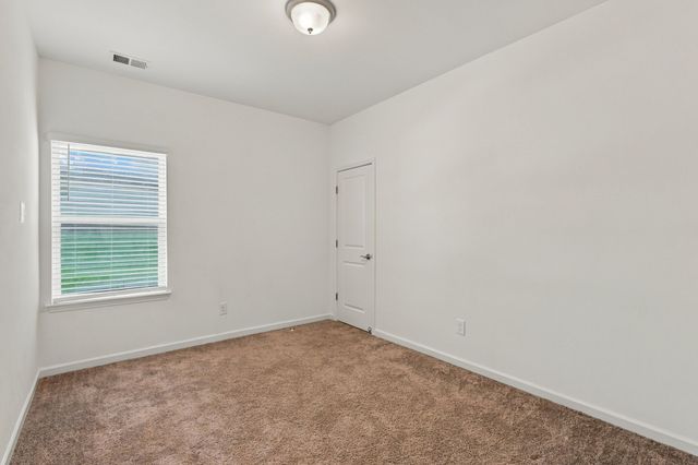 497 Buddy Dr, Columbia, TN 38401