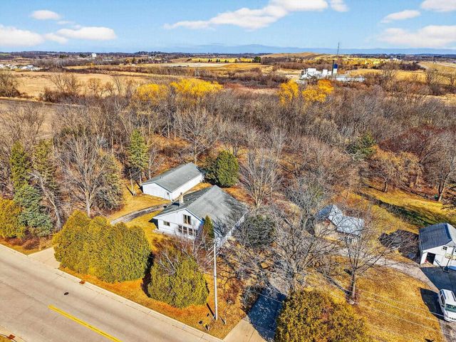 N6754 County Road Y, Watertown, WI 53094