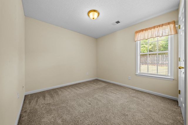 250 LAKEWOOD DR, Oakland, TN 38060