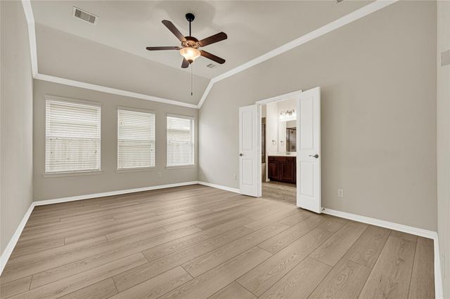 2414 Willow Fall Lane, Rosenberg, TX 77469
