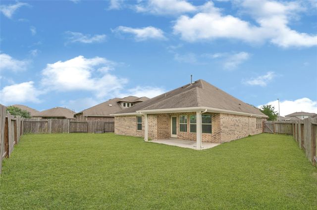 2414 Willow Fall Lane, Rosenberg, TX 77469