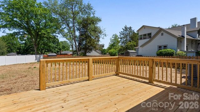 2160 Fieldcrest Avenue, Gastonia, NC 28052
