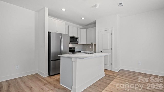 2160 Fieldcrest Avenue, Gastonia, NC 28052