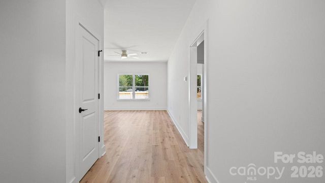 2160 Fieldcrest Avenue, Gastonia, NC 28052