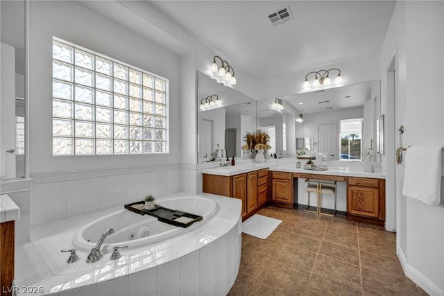 8324 Chapelle Court, Las Vegas, NV 89131