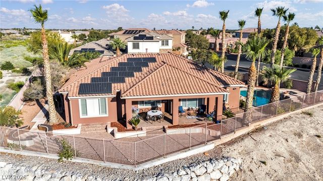 8324 Chapelle Court, Las Vegas, NV 89131